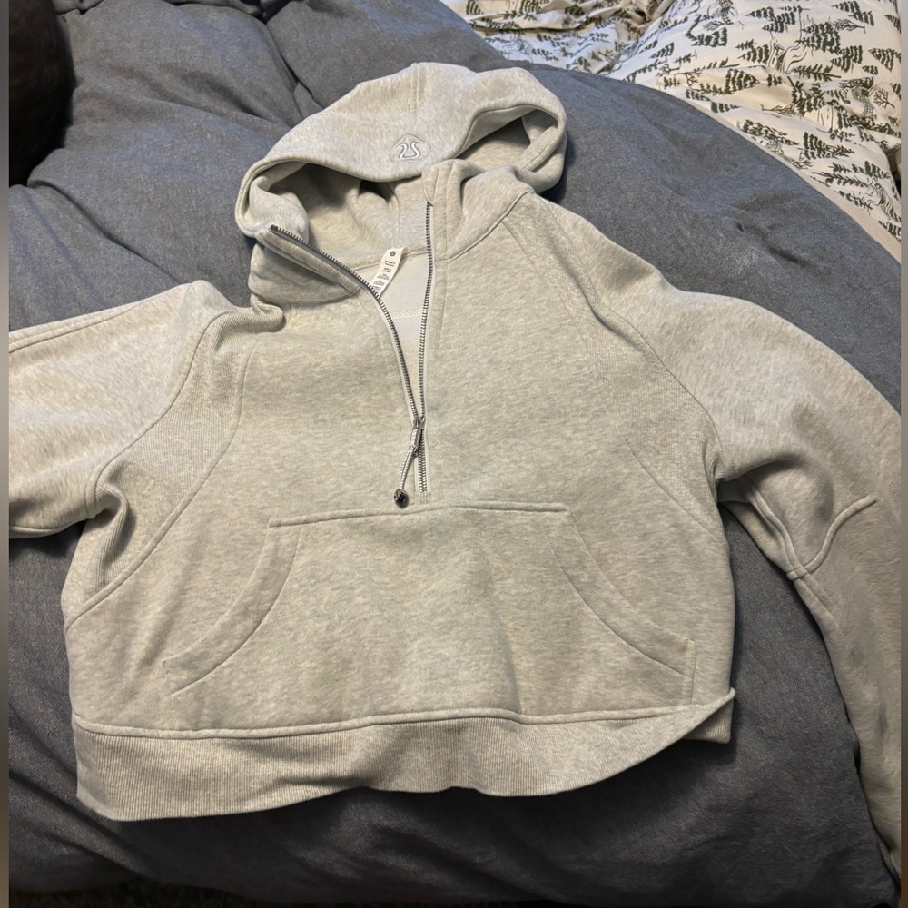 Lululemon cropped half zip scuba